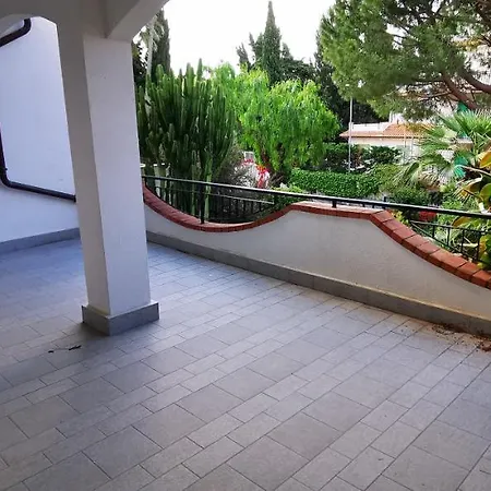 Apartahotel Dei Fiori 3*