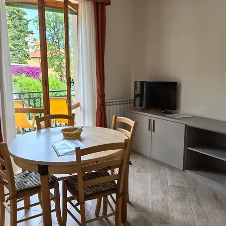 Dei Fiori Lejlighedshotel 3*