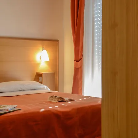 Dei Fiori Apartahotel 3*