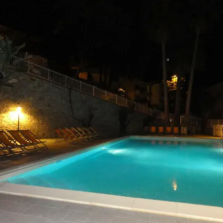 Dei Fiori Apartahotel Pietra Ligure
