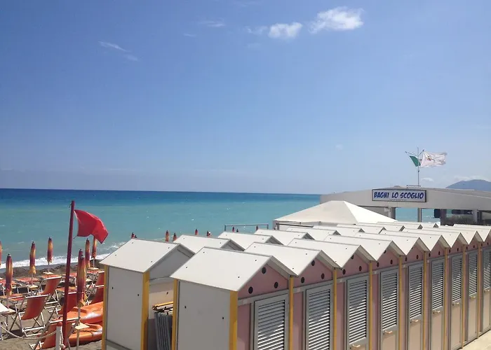 Apart Otel Dei Fiori Pietra Ligure