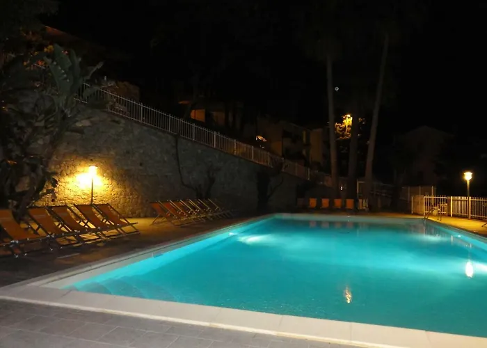 Dei Fiori Lägenhetshotell Pietra Ligure