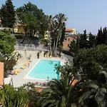 Dei Fiori Hotel apartamentowy 3*