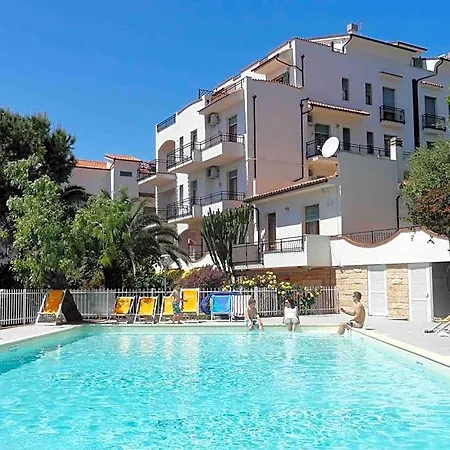 Dei Fiori 4* Pietra Ligure