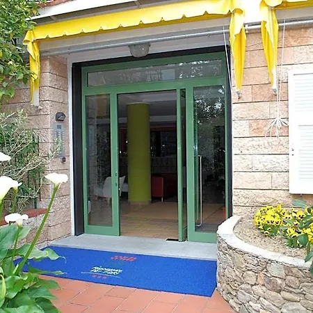 Dei Fiori Aparthotel