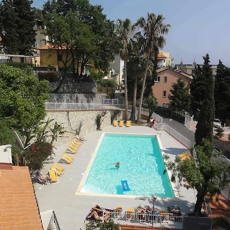 Hotel apartamentowy Dei Fiori 4*