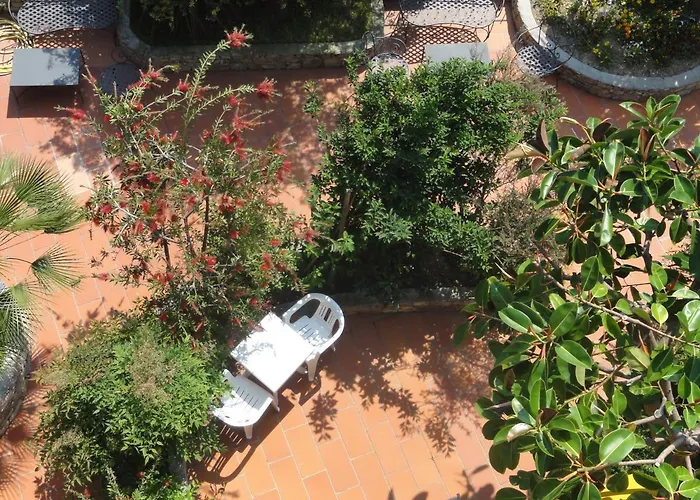 Lejlighedshotel Dei Fiori Pietra Ligure