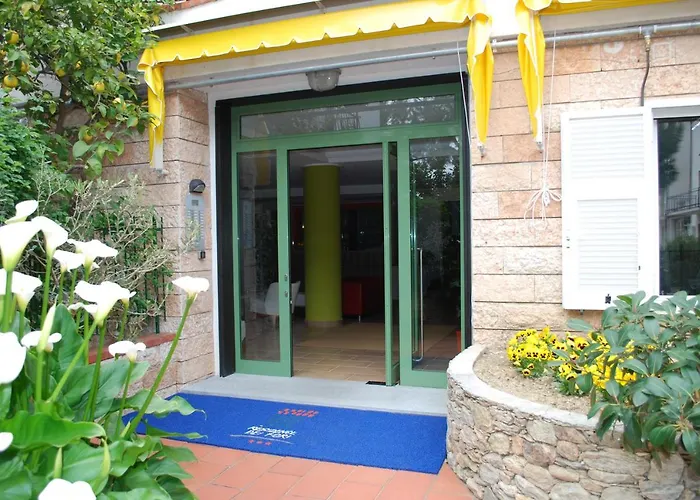 Dei Fiori Hotel apartamentowy Pietra Ligure
