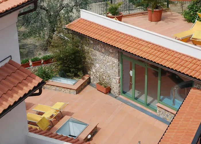 Dei Fiori Lejlighedshotel 3*